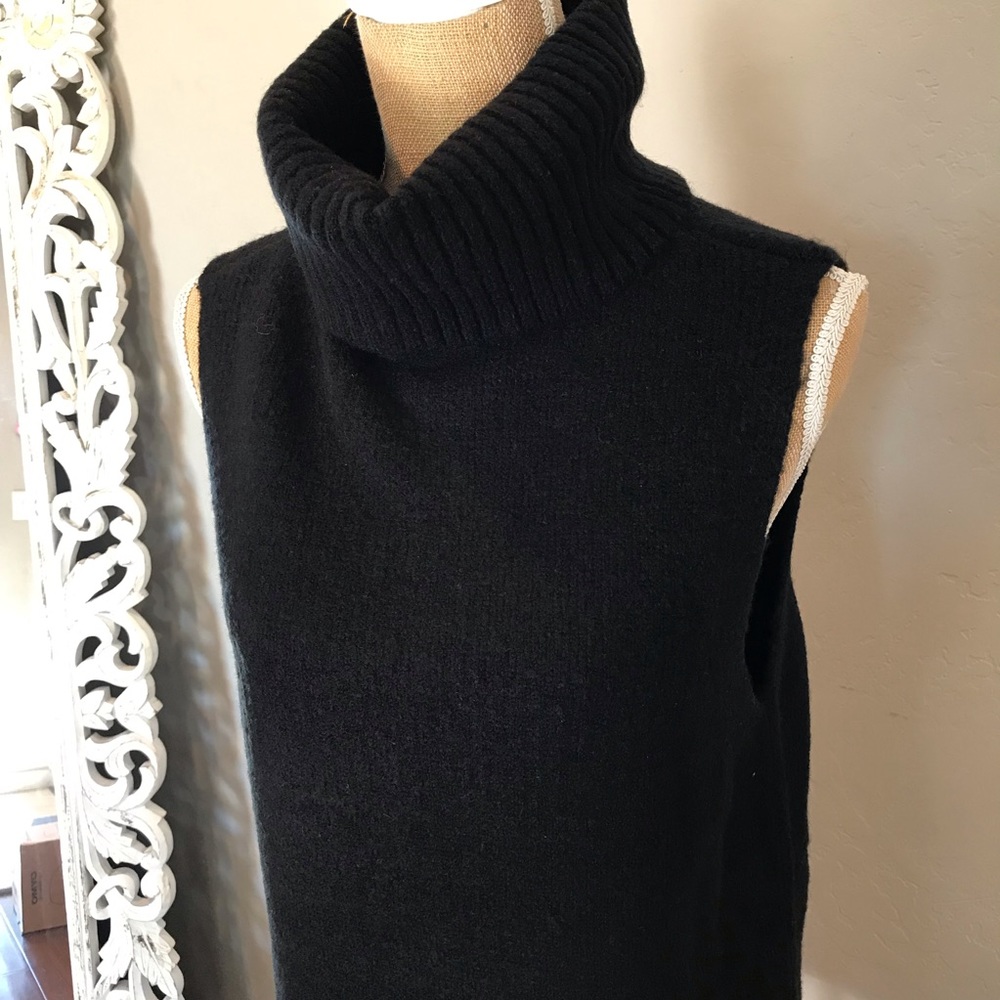 Black Sleeveless Turtle Neck sweater Dress - Picture 5 of 8